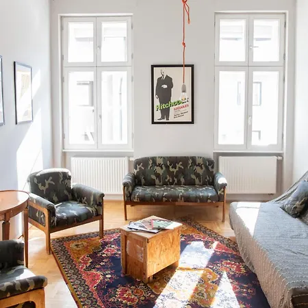 דירה Stylishly Decorated In Great Location